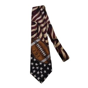 VAN HEUSEN ALL AMERICAN series FOOTBALL FLAG RED BLUE SILK NECKTIE TIE